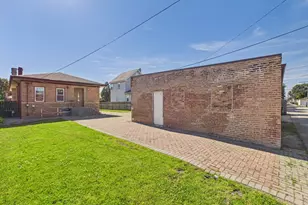 2716 N 75th Ct, Elmwood Park, IL 60707 - Photo 23