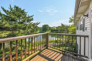 7323 Grandview Ct, Carpentersville, IL 60110 - Photo 5