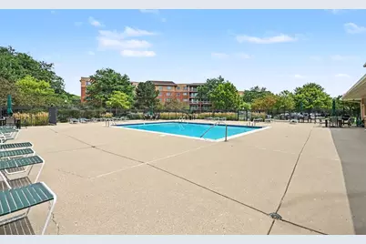 730 Creekside Drive #304, Mount Prospect, IL 60056 - Photo 23