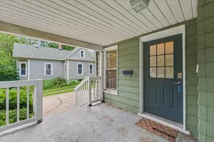 511 W Columbia Ave, Champaign, IL 61820 - Photo 3