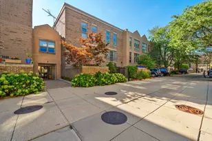 2365 N Wayne Ave, Chicago, IL 60614 - Photo 15