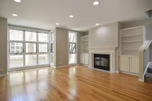 2365 N Wayne Ave, Chicago, IL 60614 - Photo 17