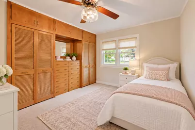 427 W Helen Road, Palatine, IL 60067 - Photo 13