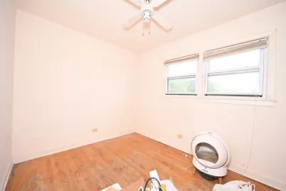 8425 Christiana Avenue, Skokie, IL 60076 - Photo 13