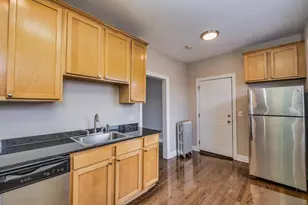 2450 W Addison St, Chicago, IL 60618 - Photo 3