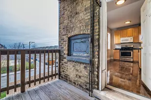 2450 W Addison St, Chicago, IL 60618 - Photo 13