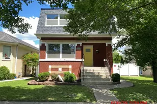 2719 N 74th Ct, Elmwood Park, IL 60707 - Photo 1