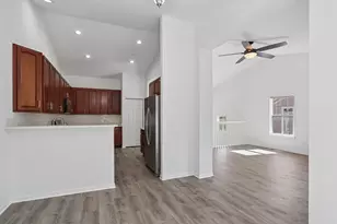 3383 Rosecroft Ln, Naperville, IL 60564 - Photo 9