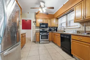 7021 S Cregier Ave, Chicago, IL 60649 - Photo 11
