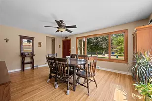 207 S Randall Rd, Aurora, IL 60506 - Photo 7