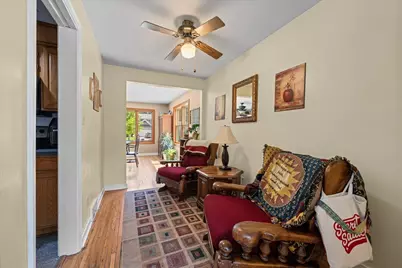 207 S Randall Road, Aurora, IL 60506 - Photo 9