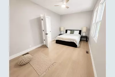 7611 S Ridgeland Avenue, Chicago, IL 60649 - Photo 7