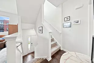 2210 Venture Dr, Schaumburg, IL 60173 - Photo 23
