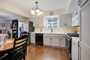 6719 White Tail Ln, Tinley Park, IL 60477 - Photo 11