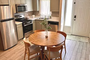 1643 Cove Ct, Naperville, IL 60565 - Photo 9