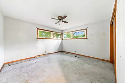 914 Murphy Drive, Joliet, IL 60435 - Photo 3