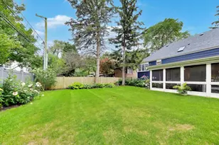 9439 Lincolnwood Dr, Evanston, IL 60203 - Photo 31