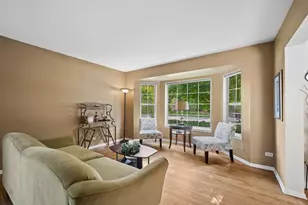 2105 Bent Tree Dr, Geneva, IL 60134 - Photo 7