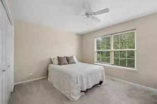 2105 Bent Tree Dr, Geneva, IL 60134 - Photo 15