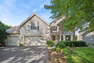 2105 Bent Tree Dr, Geneva, IL 60134 - Photo 1