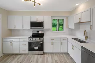 14 Wilson Ct, Park Forest, IL 60466 - Photo 7