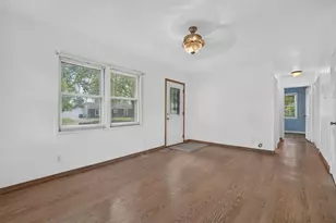 1814 Inner Cir Dr, Crest Hill, IL 60403 - Photo 5