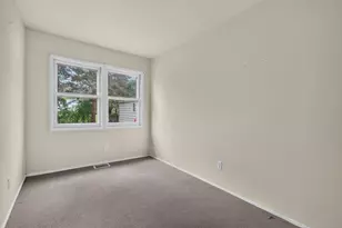 1814 Inner Cir Dr, Crest Hill, IL 60403 - Photo 17