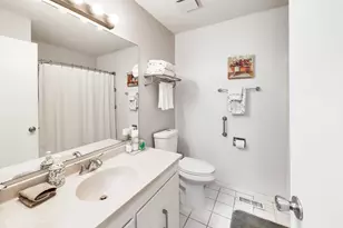 1264 Williamsburg Dr, Schaumburg, IL 60193 - Photo 13