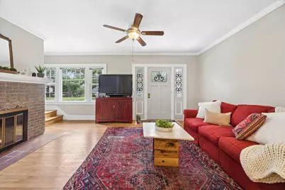 681 Western Avenue, Glen Ellyn, IL 60137 - Photo 5