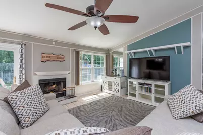 3609 Harbor Ridge Drive, Zion, IL 60099 - Photo 5