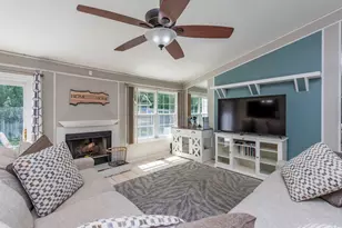 3609 Harbor Ridge Dr, Zion, IL 60099 - Photo 5