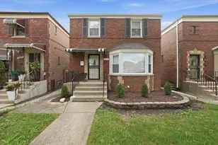8113 S Campbell Ave, Chicago, IL 60652 - Photo 1