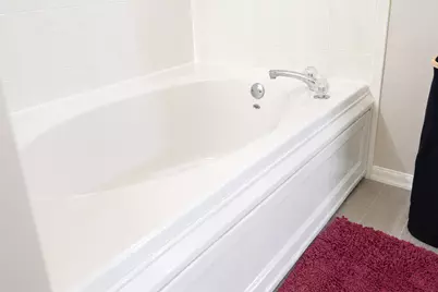122 Enclave Circle #B, Bolingbrook, IL 60440 - Photo 9
