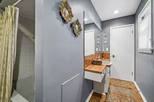 1557 Cavell Ave, Highland Park, IL 60035 - Photo 11