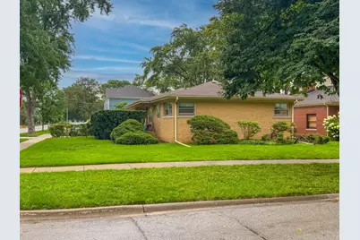2105 E Kensington Road, Arlington Heights, IL 60004 - Photo 5