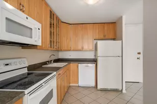 1660 N La Salle Dr, Chicago, IL 60614 - Photo 13