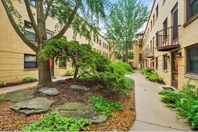 129 Francisco Terrace, Oak Park, IL 60302 - Photo 3