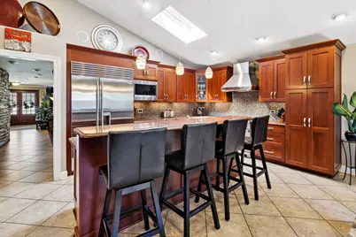 6833 N Concord Lane, Niles, IL 60714 - Photo 7