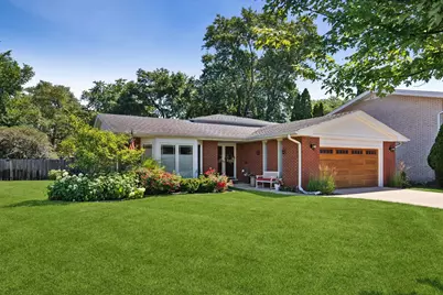 6833 N Concord Lane, Niles, IL 60714 - Photo 1