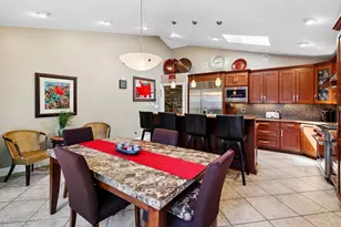 6833 N Concord Ln, Niles, IL 60714 - Photo 7