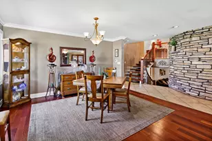 6833 N Concord Ln, Niles, IL 60714 - Photo 5
