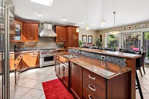 6833 N Concord Ln, Niles, IL 60714 - Photo 9