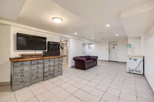640 W 44th St, Chicago, IL 60609 - Photo 31