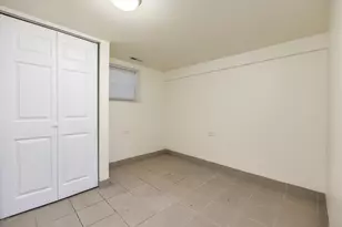 640 W 44th St, Chicago, IL 60609 - Photo 33