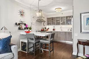 25 E Superior St, Chicago, IL 60611 - Photo 7