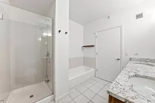 600 N Dearborn St, Chicago, IL 60654 - Photo 17