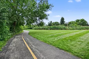 3 4 Season's Ct, Elmhurst, IL 60126 - Photo 27