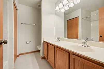 3 4 Seasons Court, Elmhurst, IL 60126 - Photo 19