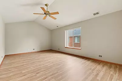 3 4 Seasons Court, Elmhurst, IL 60126 - Photo 15