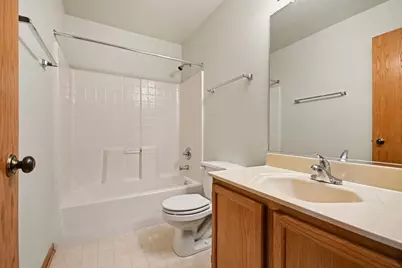 3 4 Seasons Court, Elmhurst, IL 60126 - Photo 23
